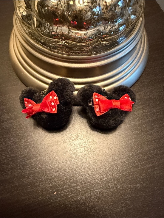 Source Unknown Jewelry - Black Fuzzy Minnie Mouse Earrings with Red Bow